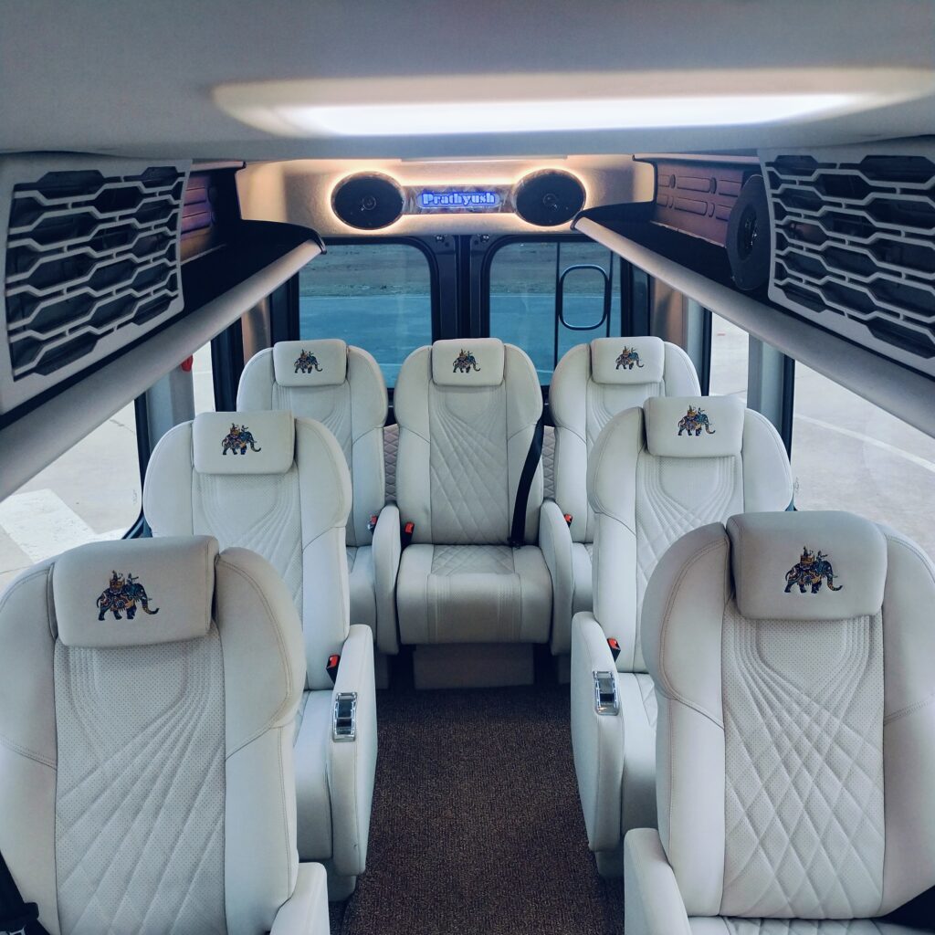 maharaja seats › Rent urbania